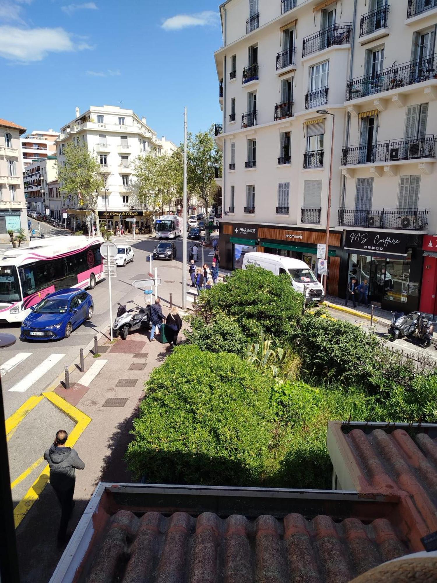 Plein Sud - Moderne Avec Mezzanine- Hyper Centre - Proche Port * Antibes